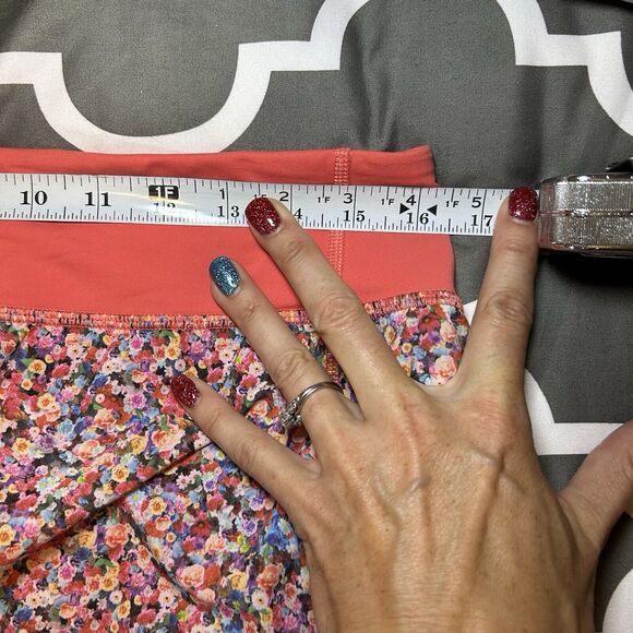 Lululemon Womens Run Speed Shorts Multicolor Prism Petal Atomic Floral Size 8 - Picture 5 of 5